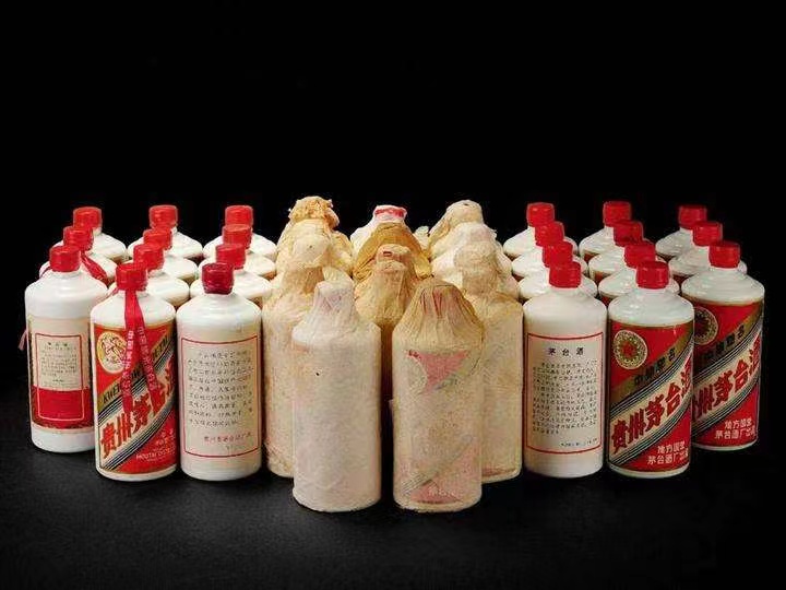 滦县日照岚山回收酒价格哪里回收(附近上门回收茅台酒）?